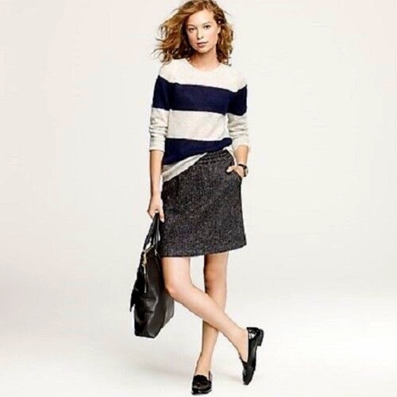 J. Crew Factory Dresses & Skirts - NWT - J. Crew Factory wool blend, herringbone pattern, elastic waistband skirt